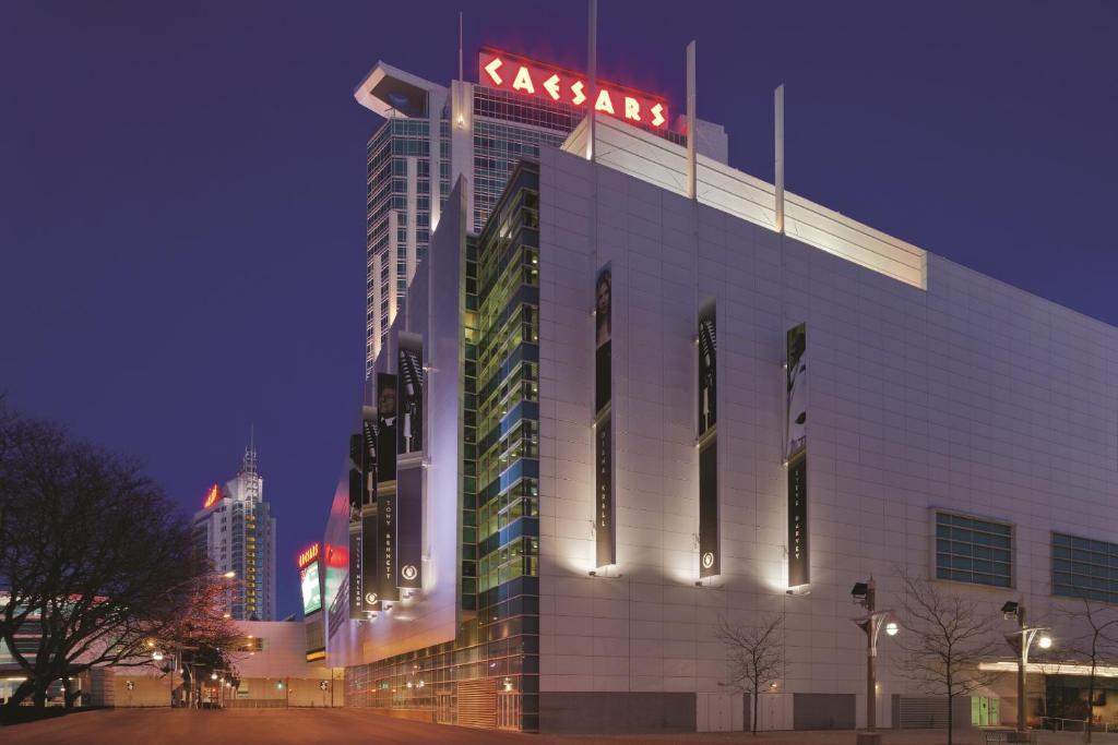 Exterior view placeholder for Caesars Windsor hotel guide